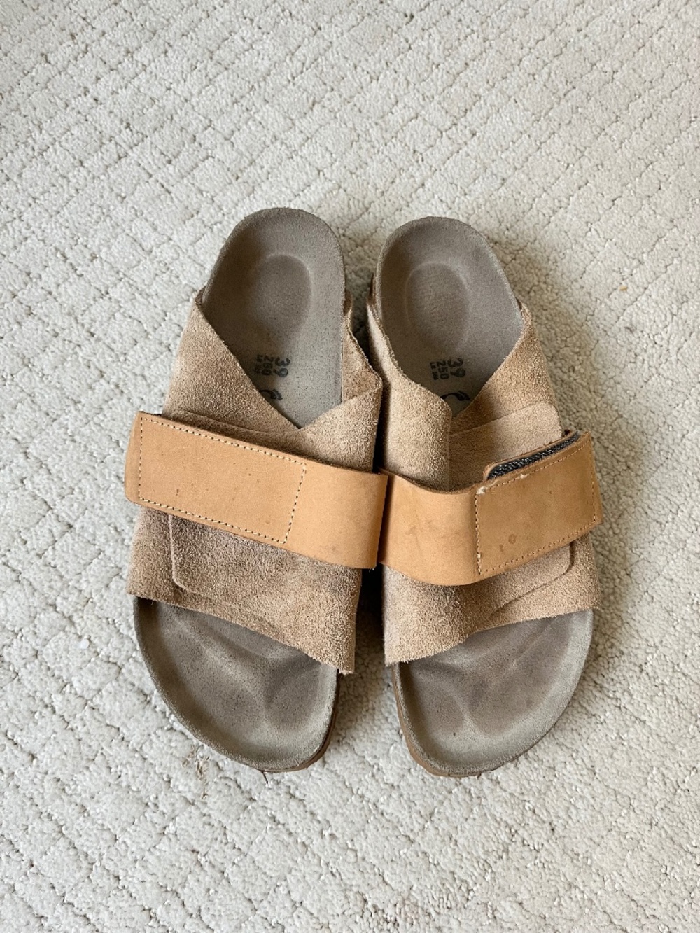 Birkenstock Kyoto Suede Slides Sandals Size 39 Regular Taupe Leather Strap wrap